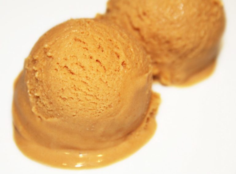 creme glacee au caramel au beurre sale 1024x755 1