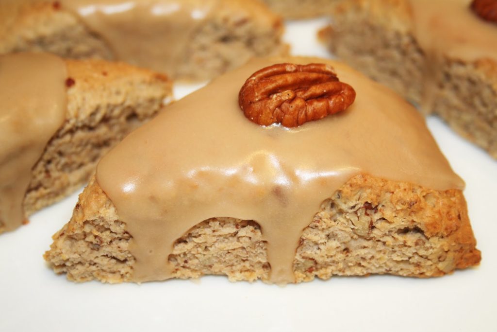 Bollos de jarabe de arce y nueces - La cuisine de Bernard