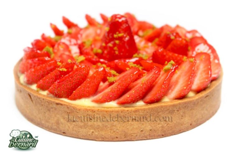 strawberry tart 1024x671 1